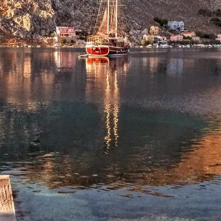 Captain George Appartement Symi