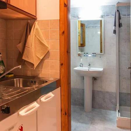 Διαμέρισμα Captain George Σύμη