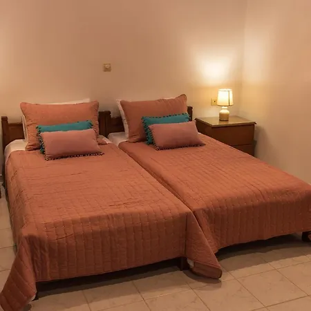 Διαμέρισμα Captain George *